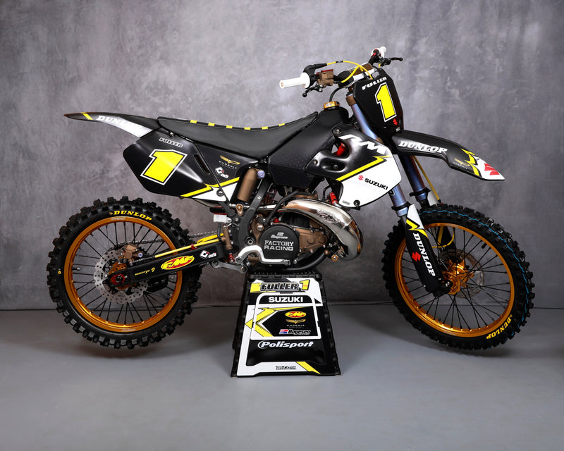 2000 Suzuki RM 250 In Black With Yellow & Red Details