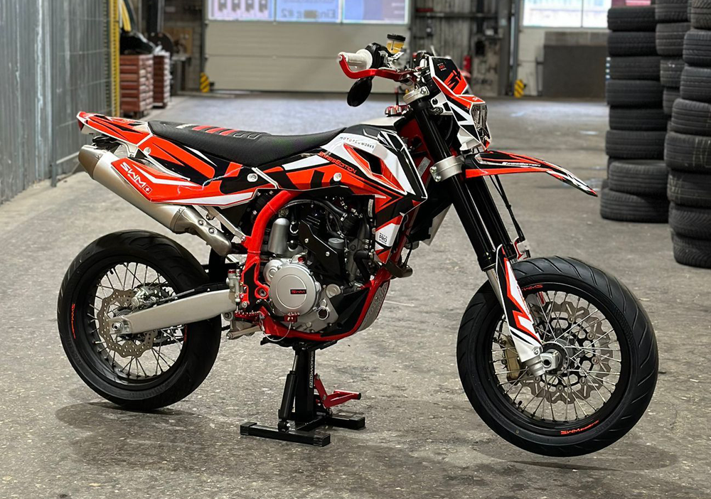 Customer Project Bike: 2024 SWM SM 500 R