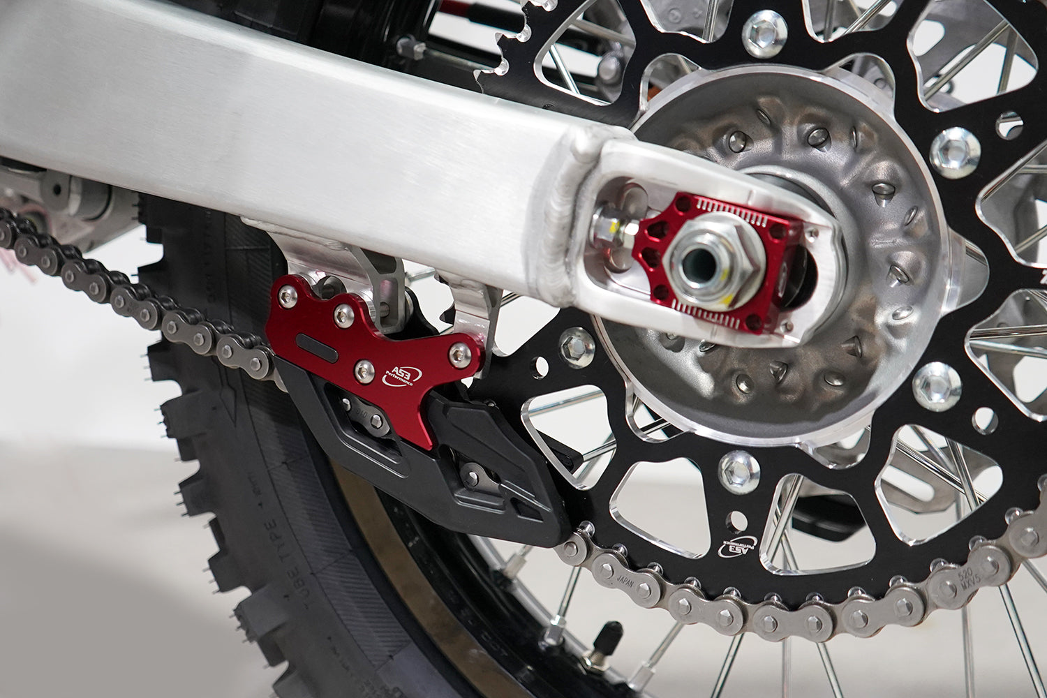 FANTIC XX XE 125 250 21-23 XXF XEF 250 21-23 RED CHAIN GUIDE