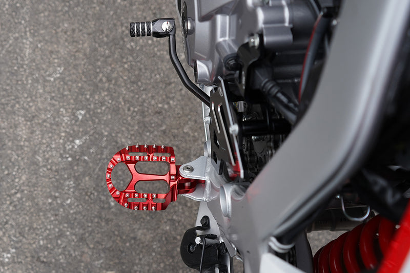 AS3 EXTRA LARGE FOOT PEGS RED | HONDA CR 125 250 02-08 CRF 150 250 450