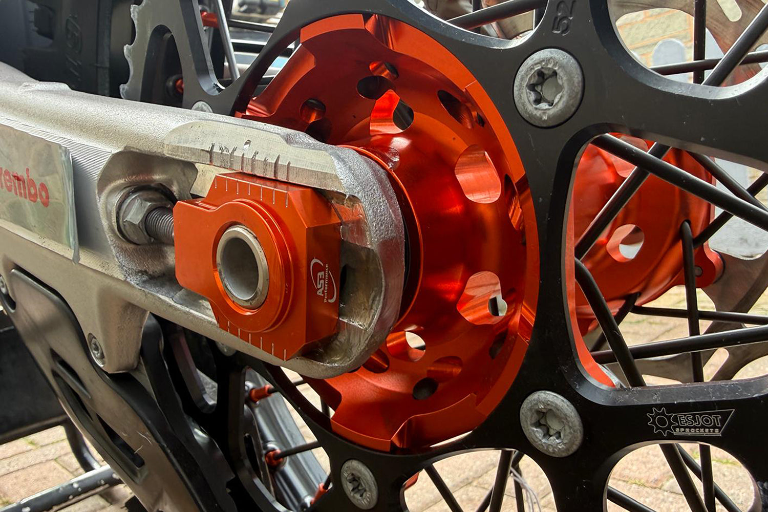 AS3 AXLE BLOCKS ORANGE | KTM 125-450 SX XC 23-25 150-500 EXC 24-25