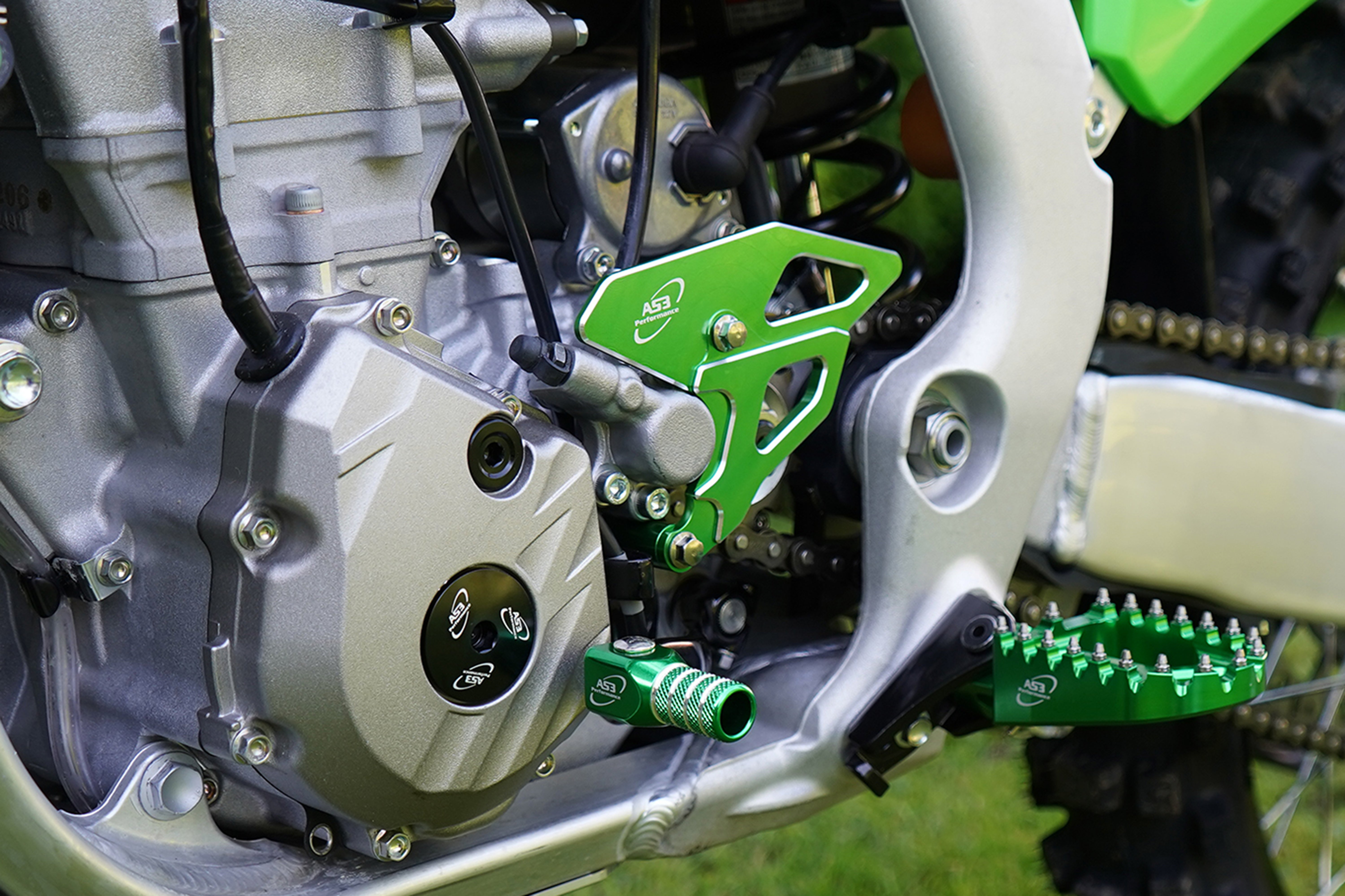 AS3 FRONT SPROCKET GUARD GREEN | KAWASAKI KX 250 21-23 KX 450 19-23