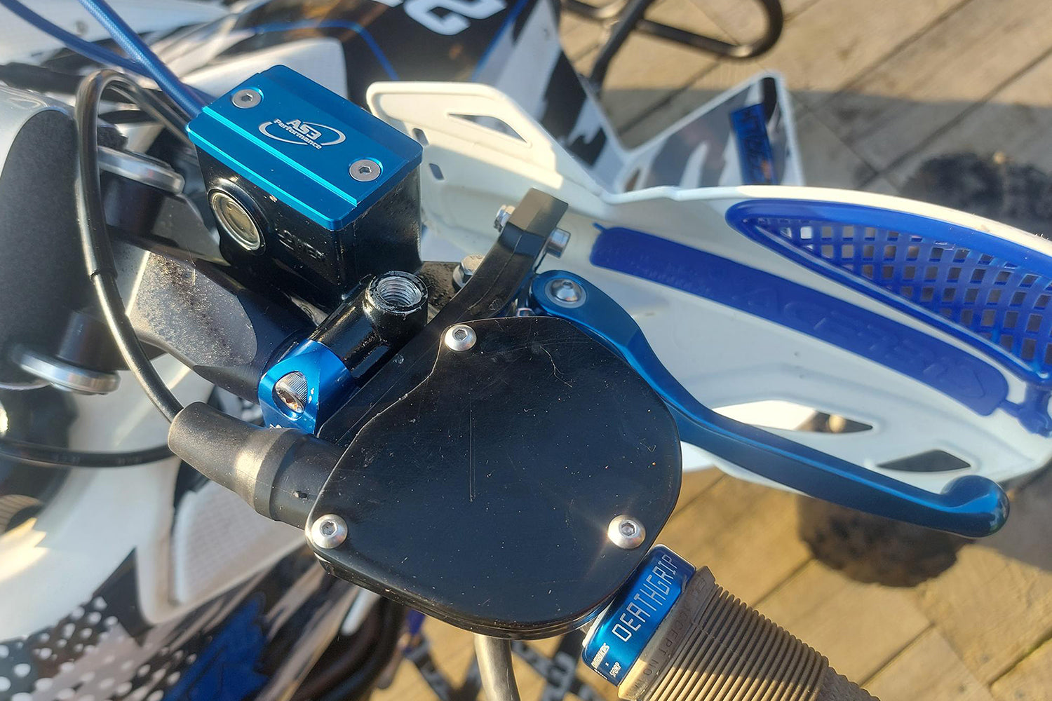 リッキー Front Brake Rotor Kawasaki | NICHE PARTS