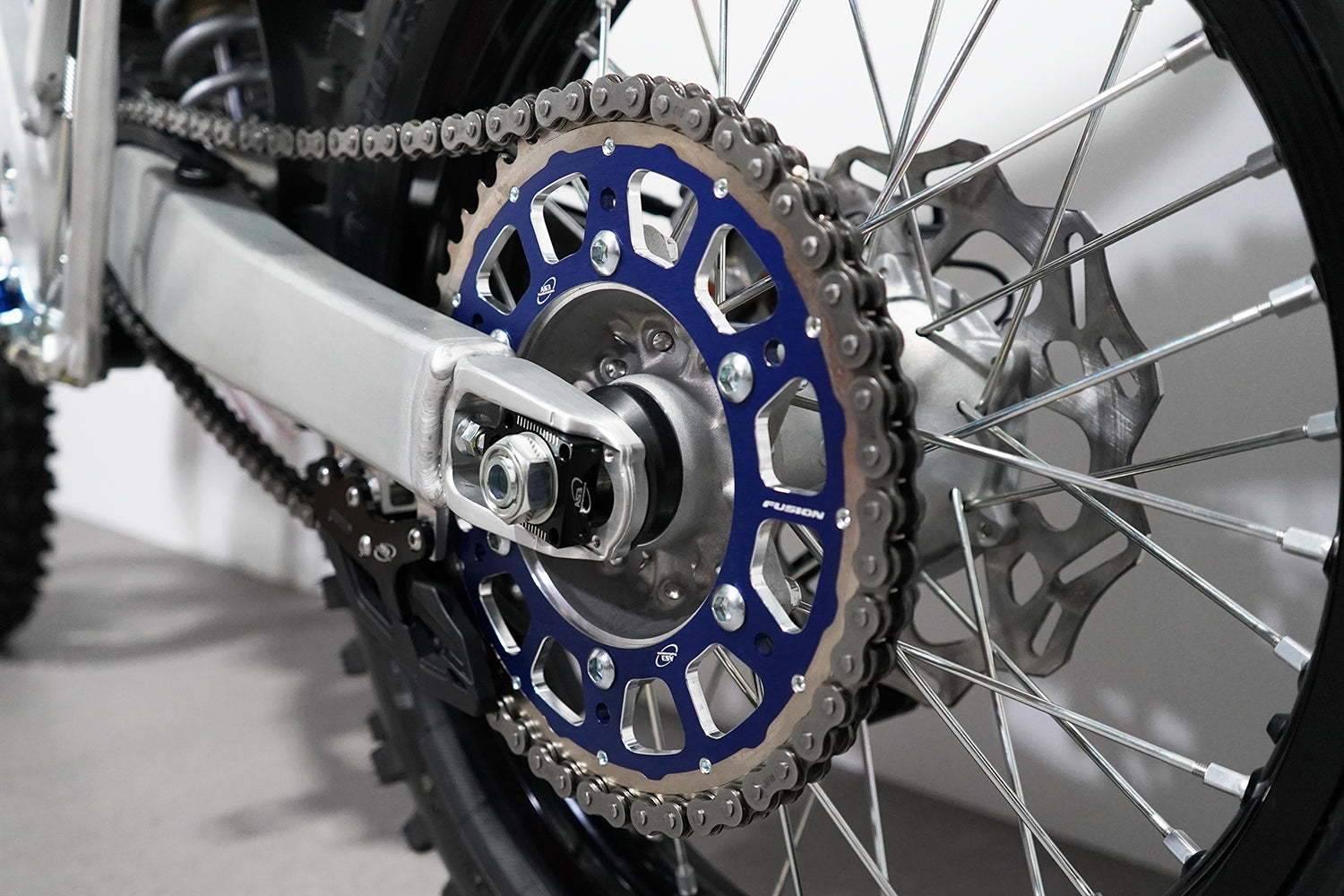 Yamaha_Rear_Sprocket_Blue.jpg?