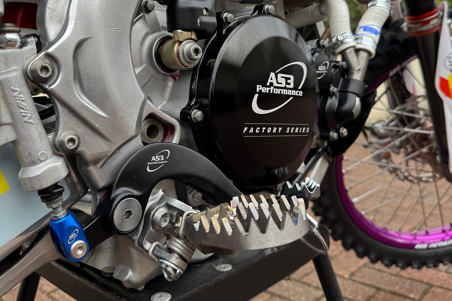 Yamaha_YZ450F_2017_Clutch_Cove