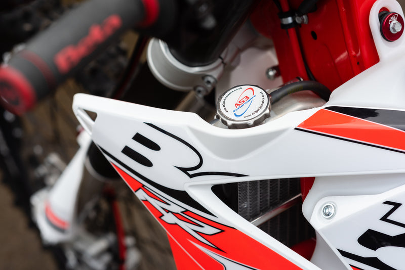 Beta Radiator Flap Beta RR & Xtrainer High Pressure Radiator Cap | 2.0 Bar | AS3